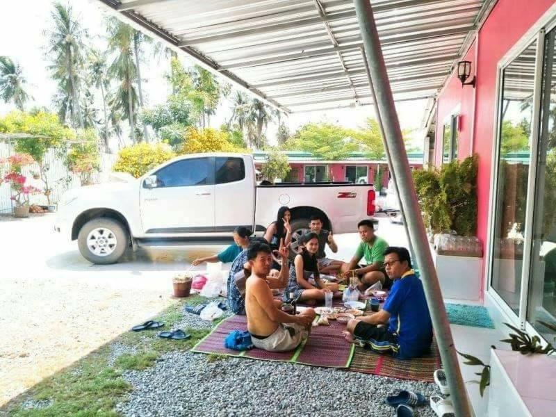 Saan Rak Resort Prachuap Khiri Khan Buitenkant foto