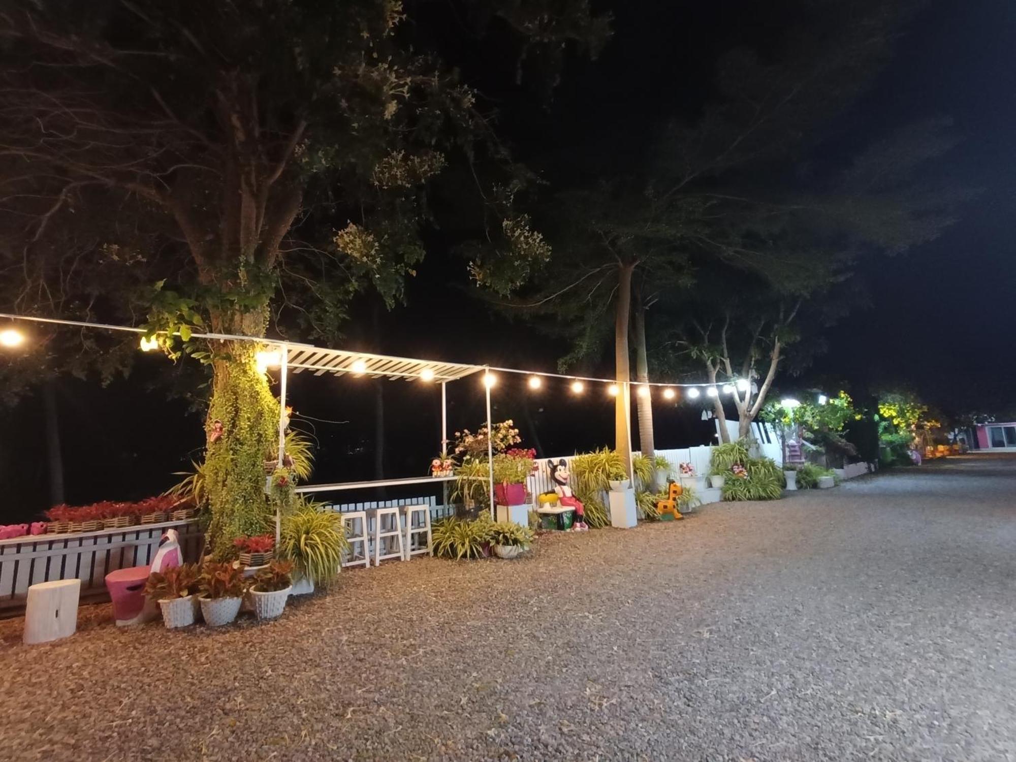 Saan Rak Resort Prachuap Khiri Khan Buitenkant foto