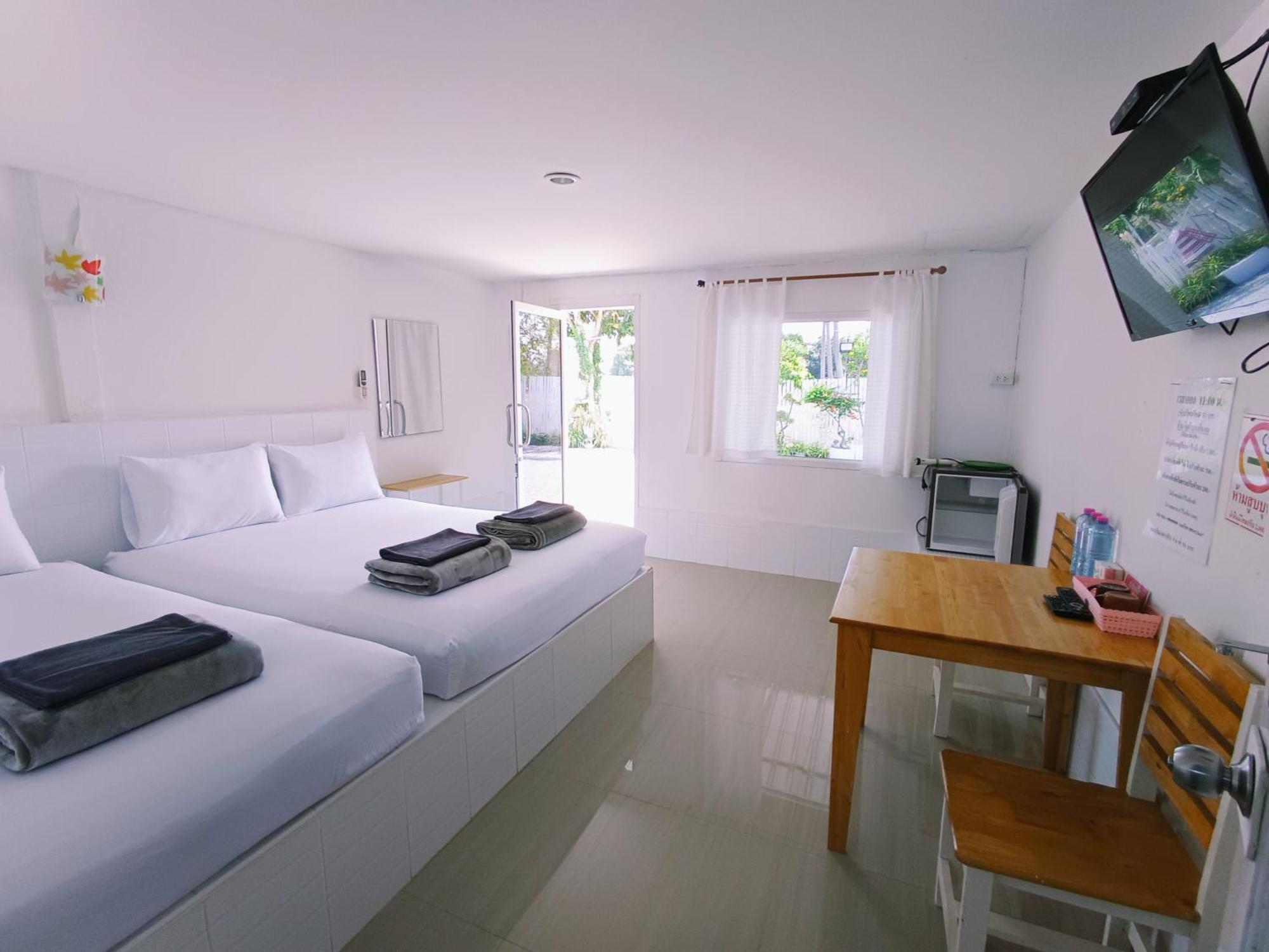 Saan Rak Resort Prachuap Khiri Khan Buitenkant foto