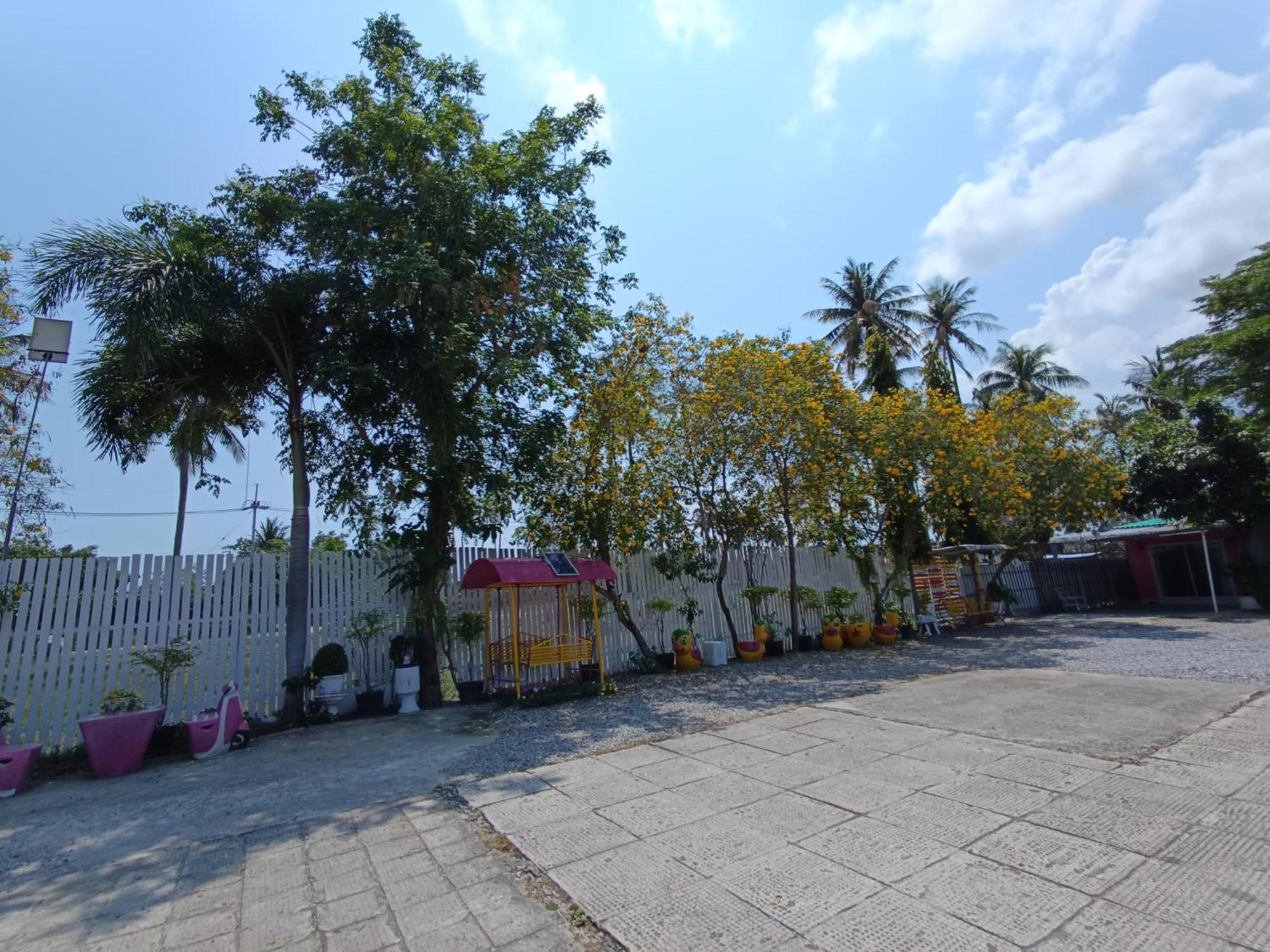 Saan Rak Resort Prachuap Khiri Khan Buitenkant foto